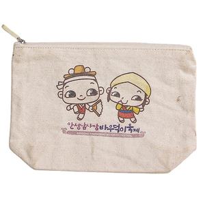 Bolsa de compras de lona de algodón Premium personalizada bolsa de maquillaje cosmético personalizada con regalo de impresión de dibujos animados - Product Image 1