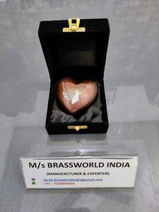 aluminum hand painted white angel cat heart keepsake pet cremation urn <b>funeral</b> <b>supplies</b> pet heart urn - Product Image 2