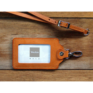 Logo en relief personnalisé porte-carte D'IDENTITÉ en cuir - Product Image 6