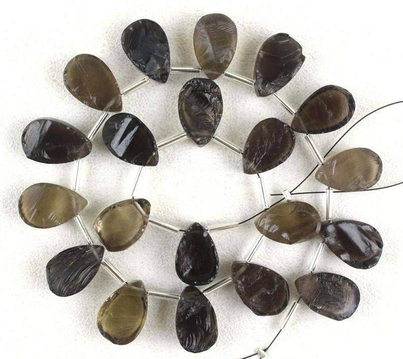 สีน้ำตาล