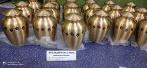 Urna Funeraria de Latón para Mascotas - Modelo Estilo Americano BWI-786-354 Fabricada en India por Brassworld India - Product Image 4