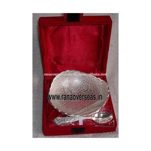 Bol de styliste fait à la main en plaqué argent, avec cuillère pour anniversaire, Diwali, cadeaux de noël - Product Image 2