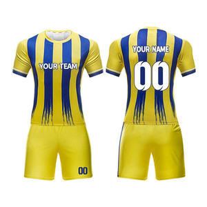 Nueva Camiseta de Fútbol de Moda con Logotipo Personalizado, Popular, en Oferta, para Ropa Deportiva, Impresión de Uniformes de Fútbol, 100% Poliéster de Secado Rápido - Product Image 4