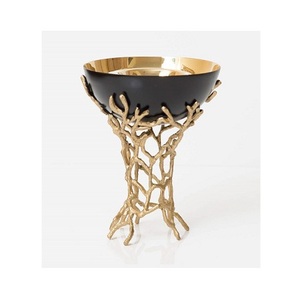 Quemador Oud de forma redonda de diseño atractivo Quemador de incienso árabe chapado en oro de latón con soporte de diseñador en la India - Product Image 1