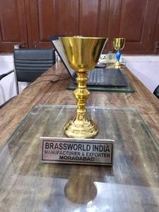 CHALICE EN LAITON NOUVEAU LOOK DANS LES FOURNITURES D'ÉGLISE DORÉE Par Brassworld Inde - Product Image 6