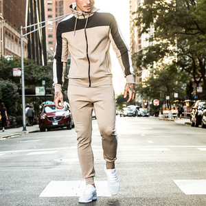 Personnalisé survêtement avec une qualité supérieure - Product Image 2