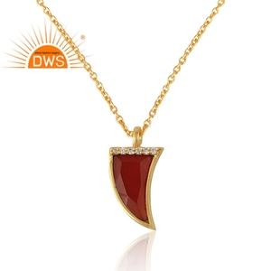 Colgante de Ónix Rojo en Forma de Cuerno con Cadena de Plata Bañada en Oro Amarillo de 14k, Proveedor de Joyería - Product Image 2