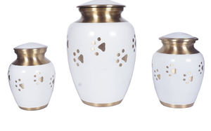 CLASSIC BLACK GLOSSY PAW MARK <b>PET</b> <b>URN</b> - Product Image 3