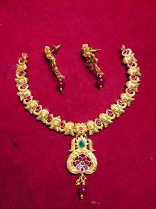 Feuilles vertes collier marron clair bijoux de mode avec placage à l'or avec perle comme pierre principale conception de Logo personnalisable - Product Image 4