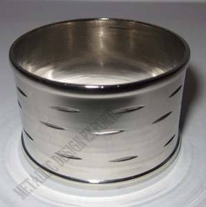 Servilletero de diseño de rosa de metal exclusivo para ocasiones de fiesta - Product Image 3