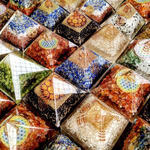 <b>Orgonite</b> Pendant Seven Chakra <b>Orgonite</b> <b>Pyramid</b> Crystals <b>Orgonite</b> Necklace Bulk <b>Pyramids</b> Pendant Energy Copper Stickers Crystal - Product Image 2