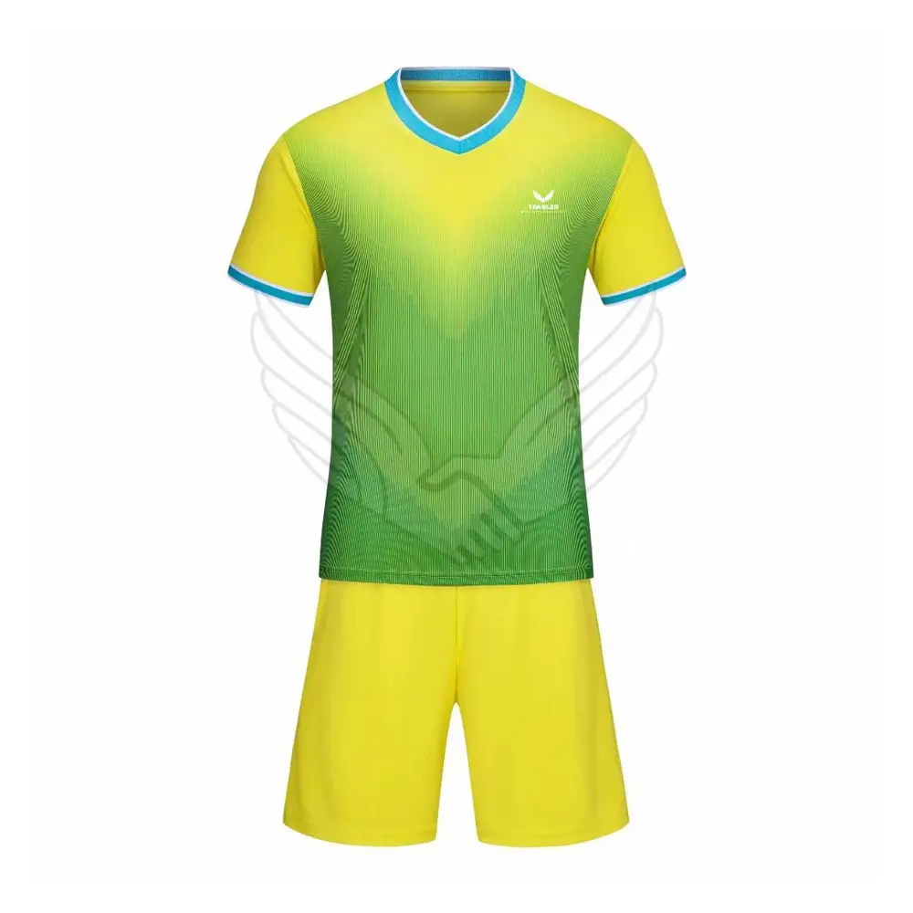 Schlussverkauf 100 % Polyester Fußballtrikot Professionelle Fußball-Training Fußball-Uniform