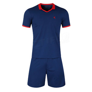 Uniforme de football pour hommes 100% polyester respirant et léger, été, fabriqué au Pakistan pour le football - Product Image 1