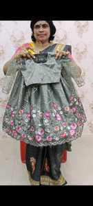 Blouse en filet de soie à volants argent, joli chemisier fait à la main, Base en soie douce, manches longues, exportation royale - Product Image 2