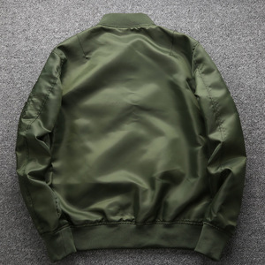 เสื้อแจ็คเก็ตบอมเบอร์มีฮู้ดทรงโอเวอร์ไซส์สำหรับผู้ชาย ซิปด้านหน้า มีซับใน กันลม ปรับสายรัดฮู้ดได้ สไตล์ลำลอง สตรีทแวร์ สำหรับฤดูใบไม้ผลิและฤดูใบไม้ร่วง - Product Image 4