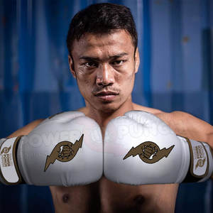 Gants de boxe en cuir de vache véritable de haute qualité, respirants, écologiques, fermeture à boucle et crochet réglable, taille et couleur personnalisables - Product Image 6