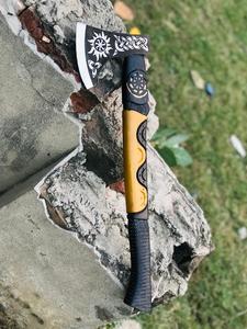 Hacha vikinga de grado Industrial personalizada hecha a mano, hacha Tomahawk, hacha de acero y madera de nogal, cabeza para acampar, regalo de Navidad - Product Image 3