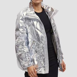 Veste matelassée pour femme Polyester personnalisé Veste matelassée à fermeture éclair à la mode pour femme Veste bouffante - Product Image 3