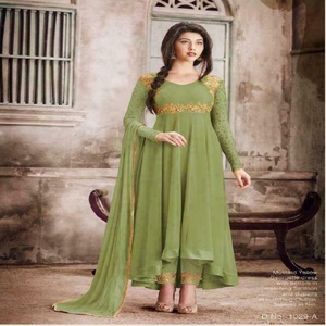 ชุดอินเดียผ้าเน็ตหนักแบบอนาร์กาลี ซัลวาร์ กามีซ ยาวคลุมพื้น ชุดอนาร์กาลีสำหรับงานแต่งงาน ปี 2023 - Product Image 3