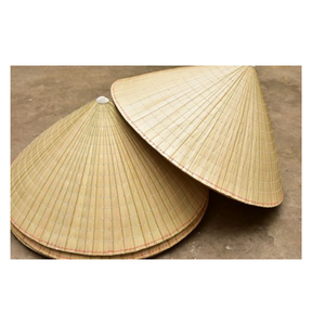 Sombrero Cónico de Hoja de Palma de Bambú Vietnamita, Sombrero Cónico Vietnamita - Product Image 1