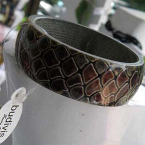 Brazalete de concha de mar, modelo superior, asequible, Bali, hecho a mano - Product Image 3