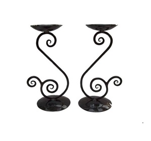 Juego de 2 candelabros de metal de buen estilo, exportador mayorista, fabricante de candelabros de metal de última llegada de India - Product Image 1