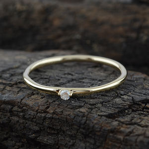 Anillo de Compromiso Solitario Clásico, Diamante Claridad SI, Oro Amarillo de 14K para Fiestas, Aniversarios, Fabricante Directo - Product Image 3