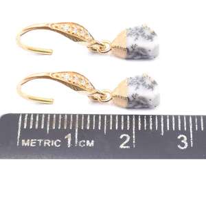 ต่างหูทองเหลืองประดับโอปอลเดนดริติก 26 มม. 27 มม. รูปทรงหยาบ ชุบทอง 14k พร้อมลวดเงินแท้ประดับเพชรซิคอน - Product Image 3