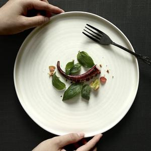 Assiettes de service en porcelaine blanche, forme irrégulière, service de vaisselle, en céramique pour fête de mariage et re, 12 pièces - Product Image 1