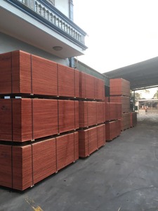 Contreplaqué de première classe LONG DAT CORPORATION E1, étanche, garantie de 2 ans pour le revêtement de conteneurs, émission de formaldéhyde - Product Image 4