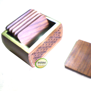 Posavasos decorativo de madera con incrustaciones de latón para el hogar y la cocina, posavasos para café y té - Product Image 1
