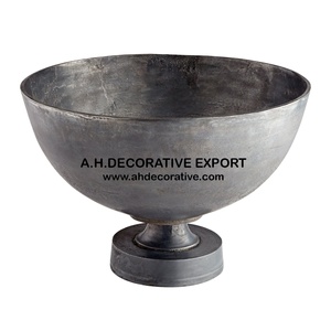 Tazón para Servir Alimentos con Forma de Corona de Latón Pulido Dorado Brillante de Aluminio de Alta Calidad y Ecológico para Decoración de Fiestas - Product Image 5