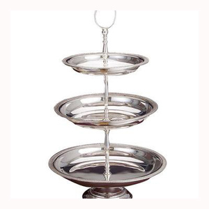 Fiesta de boda y fiesta de cumpleaños Decoración de mesa Metal brillante pulido diseño estándar soporte de pastel de exhibición de Metal de tres niveles - Product Image 1
