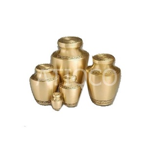 Urna Funeraria de Latón Atiqco Black Elegance para Cenizas Humanas, Hecha a Mano con Precisión, Modelo para Adultos, Suministros Funerarios al por Mayor - Product Image 4