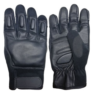 Guantes de protección de cuero de dedo completo de último estilo 2020 con equipo de defensa personal de entrenamiento de nudillos a la venta - Product Image 1