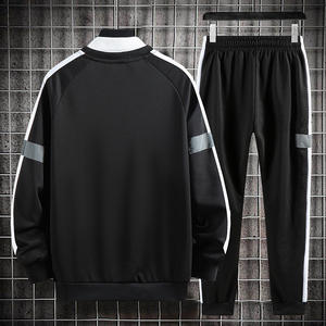 ชุดวอร์มเล่นฟุตบอล,ชุดวอร์มเล่นกีฬาสำหรับผู้ชายมีโลโก้แบบกำหนดเอง - Product Image 3