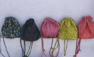 Élégant robuste fait à la main matelassé Floral imprimé Polyester tissu femmes multi-usage sac à bandoulière 3 pièces chaîne sac à main ensemble Polina - Product Image 6