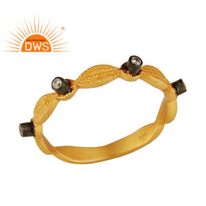 Anillo de plata de ley Chapado en amarillo de 18K indio Zirconia cúbica para mujer, fabricante de joyas, Colección clásica - Product Image 1