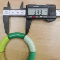 Meihan — Bracelet Tube incurvé en résine acrylique, perles de Lucite élastique, perles tendance, vente en gros
