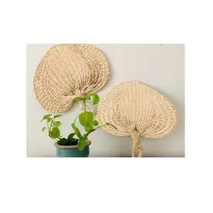 越南手工编织棕榈/椰叶手扇/手扇以最优惠的价格 (Lee Tran: + 84987731263)