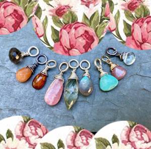 Boucles d'oreilles gemmes en apatite néon, enveloppées de fils, pour cadeaux de fête, 2 pièces - Product Image 3