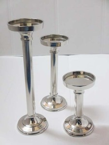 Bougeoir fait main en aluminium argenté pour la décoration de la maison - Product Image 4