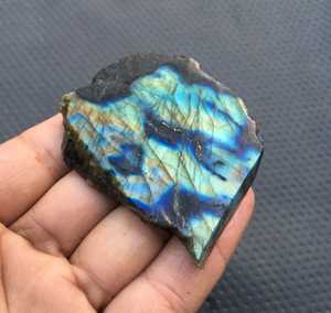 Spécimen de Labradorite naturelle pierre précieuse cristal Flashy pierre brute non traitée décoration de la maison vente en gros - Product Image 3