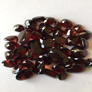 พลอยโกเมนธรรมชาติสีแดงสำหรับเครื่องประดับได้รับการรับรองจาก IGI - Product Image 3