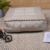 Pouf indien contemporain en coton, luxueux et fait main, pour salon moderne, blanc brodé, haut de gamme et tendance