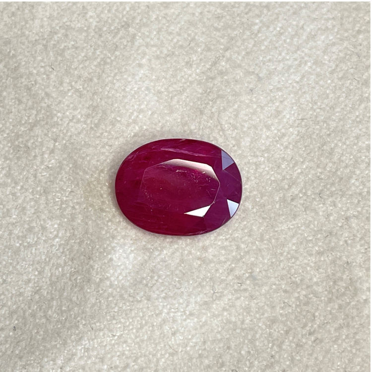 สีชมพูแดง