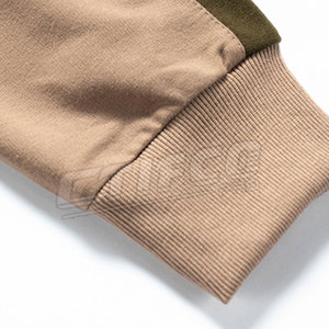 Cotton Polyester Tracksuit Custom Gym Tracksuit for Men - Product Image 5