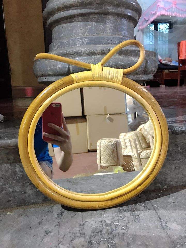 สีเหลือง