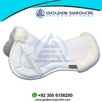 Vente en gros de demi-sous-selle de qualité supérieure pour chevaux anglais, avec doublure en polycoton, rembourrage en polyester, différents motifs, couleur blanche