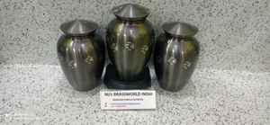 URN de crémation pour animaux de compagnie, fournitures funérailles par Brassworld inde - Product Image 6